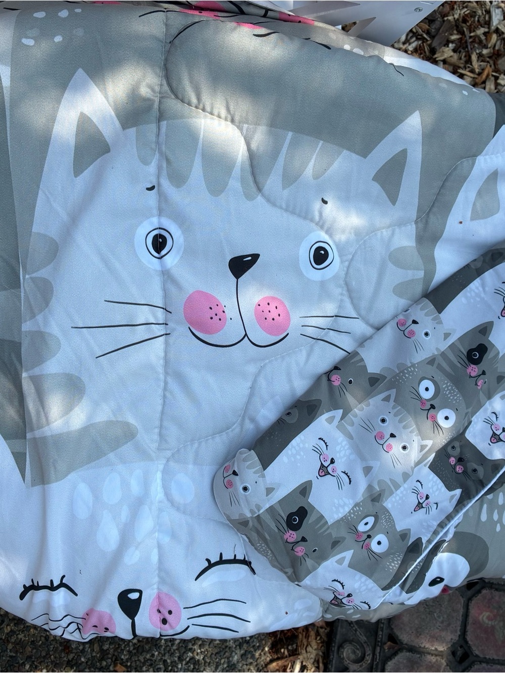 Soft Gray and Pink Cat Print Pet Mat - Unbranded